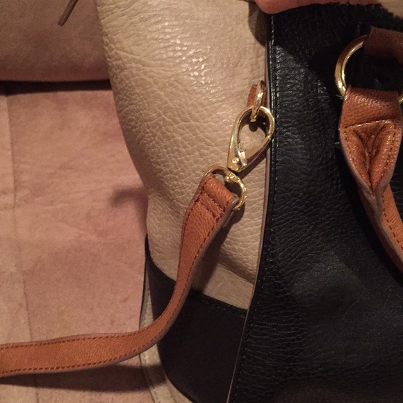 Danielle Nicole bag a stunner large mint condition - Picture 6 of 6